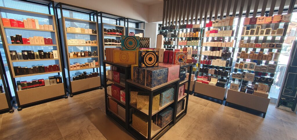 Mara Shop Livigno: quando il visual merchandising diventa esperienza &ndash; Now Farmacia